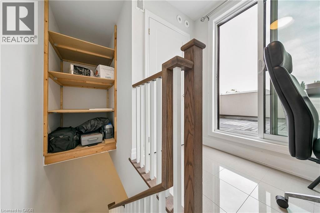 #703 665 CRICKLEWOOD Drive - Image 34