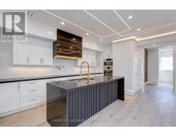 The Palazzo - 23 Coulson Avenue, Toronto, ON M4V1Y3 Photo 7