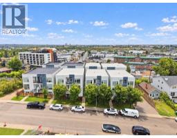 2, 3804 Parkhill Place SW - photo 1