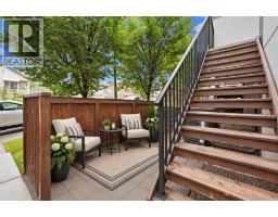 2, 3804 Parkhill Place SW - photo 4