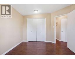 2615/2613 39 Street SE - photo 13