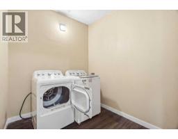 2615/2613 39 Street SE - photo 16