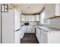 2615/2613 39 Street SE - photo 31