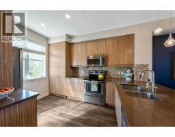 2pc Bathroom - 143 Nolan Hill Boulevard Nw, Calgary, AB T3R0S5 Photo 10
