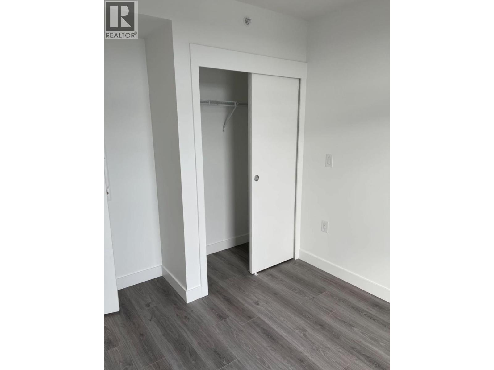 1708 8188 FRASER ST, Vancouver - Image 1