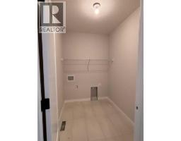 147 Vantage Crescent SW - photo 13