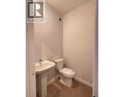 147 Vantage Crescent SW - photo 3