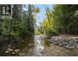 4529 Highway 3, Arrow Creek, BC V0B1G9 Photo 44
