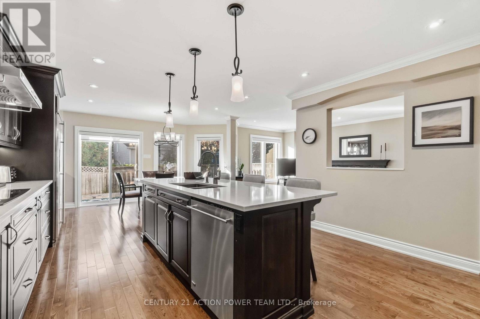 1032 SHEENBORO CRESCENT - Image 12