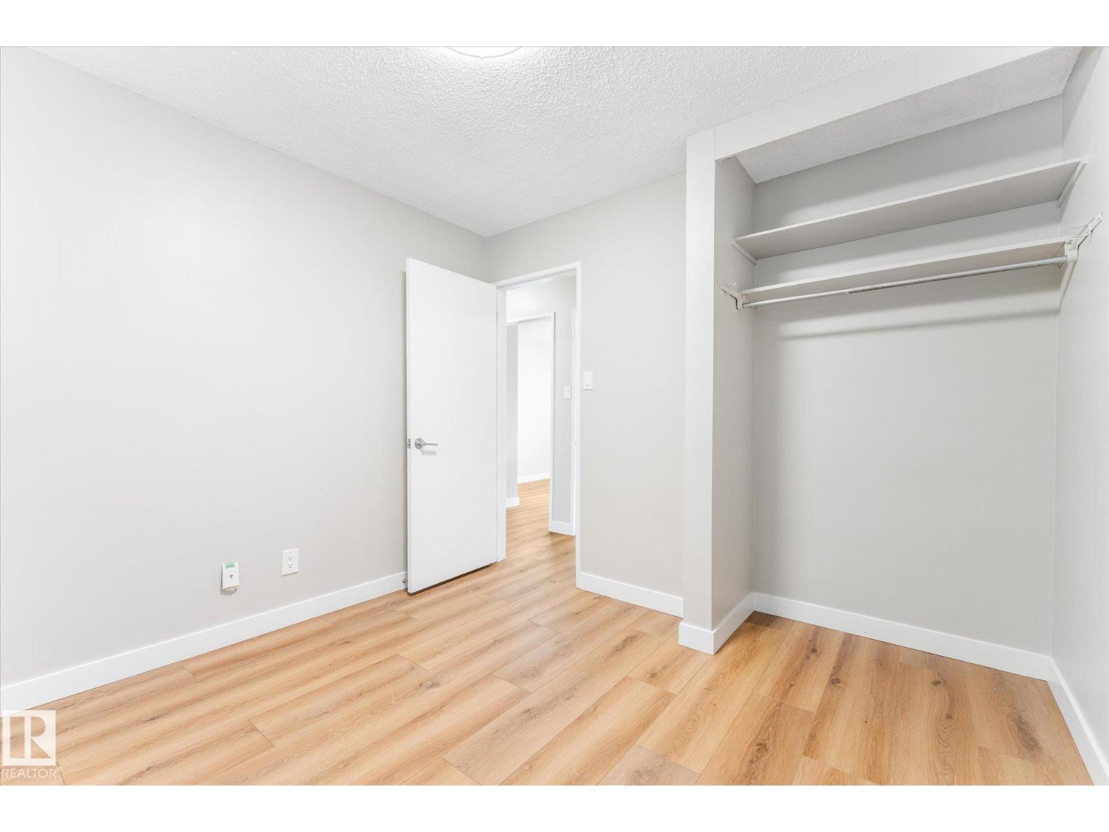 209 MCPHERSON AV - 17