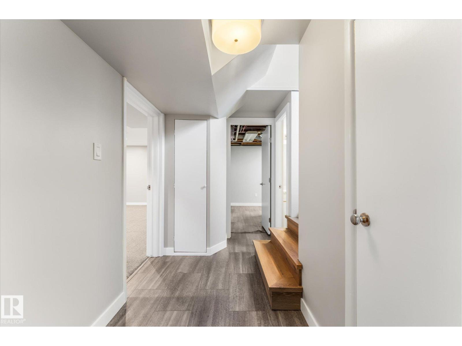 209 MCPHERSON AV - 22