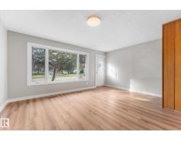 Bedroom 4 - 209 Mcpherson Av, Spruce Grove, AB T7X2J3 Photo 7