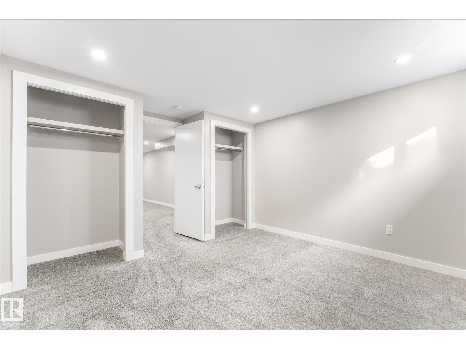 209 MCPHERSON AV - 28