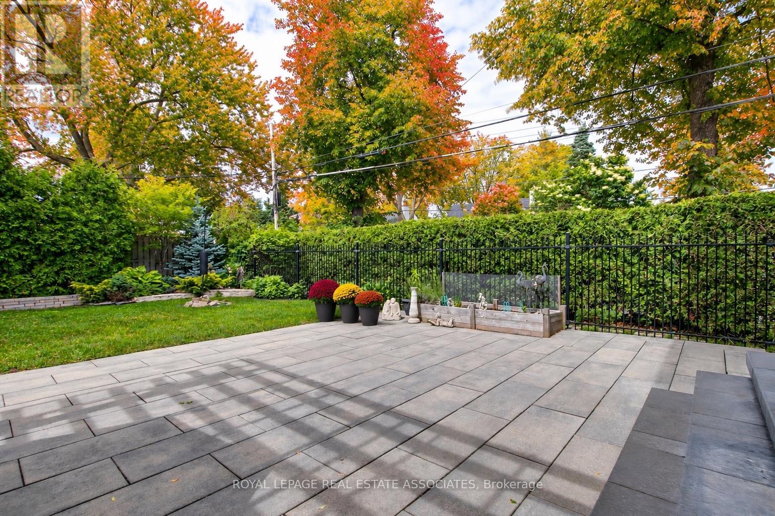32 JOPLING AVENUE N - 47