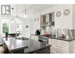 32 Jopling Avenue N, Toronto, ON M9B4E7 Photo 13