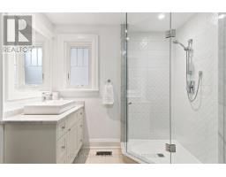 32 Jopling Avenue N, Toronto, ON M9B4E7 Photo 33