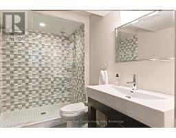32 Jopling Avenue N, Toronto, ON M9B4E7 Photo 40