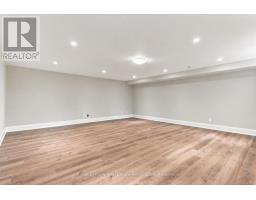 32 Jopling Avenue N, Toronto, ON M9B4E7 Photo 41