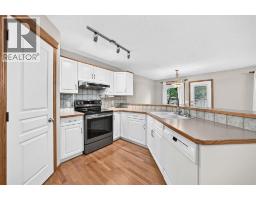 234 Somerglen Way SW - photo 6