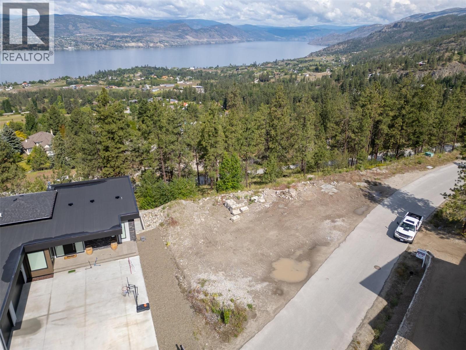 2975 Outlook Way, Naramata