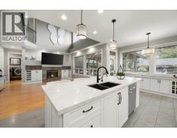 10574 239 Street, Maple Ridge, BC V2W1X1 Photo 13