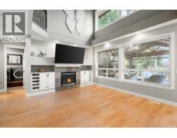 10574 239 Street, Maple Ridge, BC V2W1X1 Photo 10