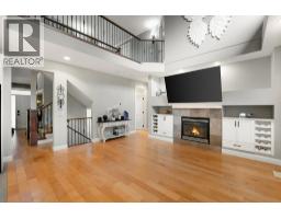 10574 239 Street, Maple Ridge, BC V2W1X1 Photo 9