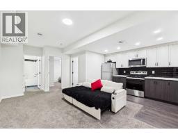 24 Rowmont Common NW - photo 32