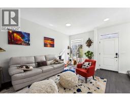 24 Rowmont Common NW - photo 4