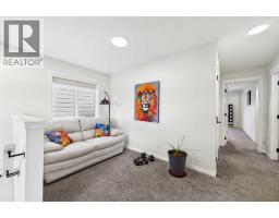 24 Rowmont Common NW - photo 19