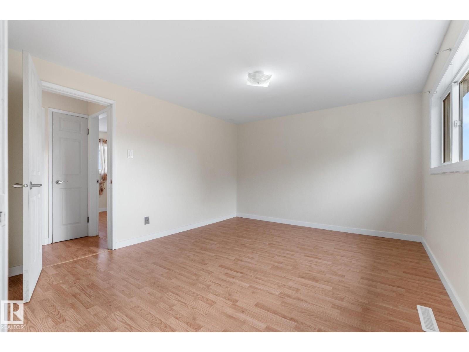 13307 89A ST NW - 19