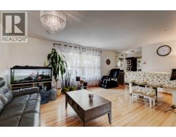 212 Hendon Drive NW - photo 4