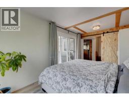 212 Hendon Drive NW - photo 11