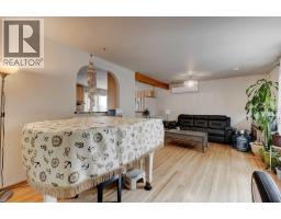 212 Hendon Drive NW - photo 3