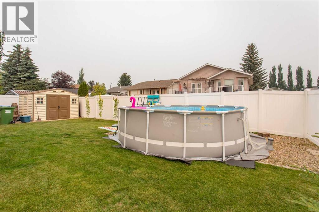 70 Densmore Crescent - Image 34
