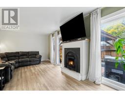 71 Compata Way, Ottawa, ON K1B4X1 Photo 12