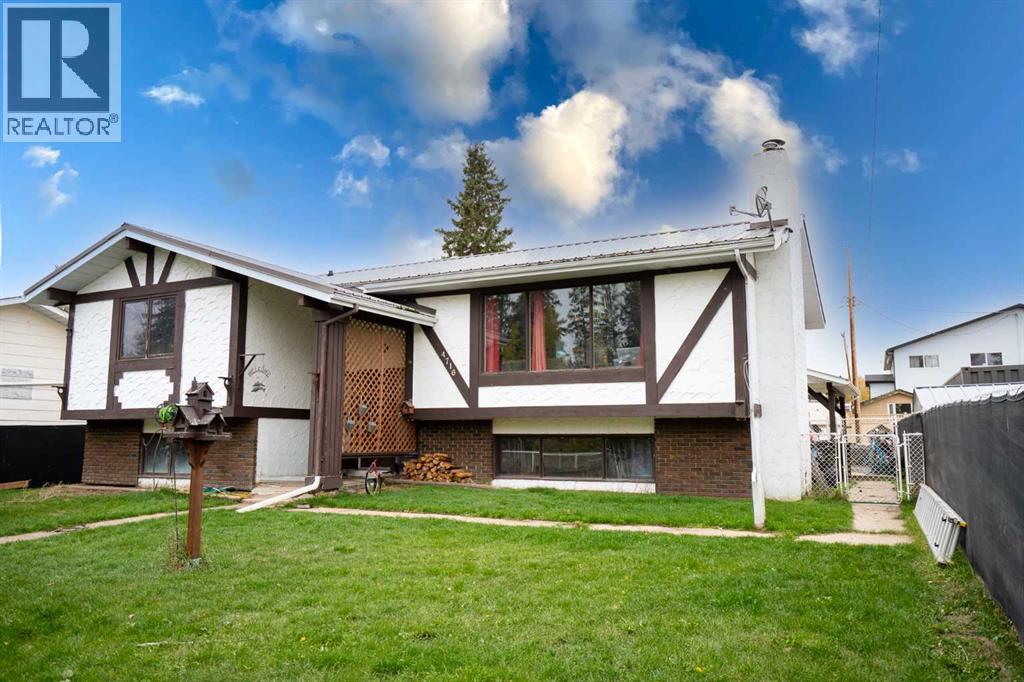 4716 49 Street - 2