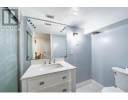 2 - 242 John Garland Boulevard, Toronto, ON M9V1N8 Photo 10