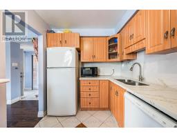2 - 242 John Garland Boulevard, Toronto, ON M9V1N8 Photo 18