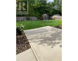 9053 Indian Creek Line E, Chatham Kent, ON N7M5J3 Photo 11