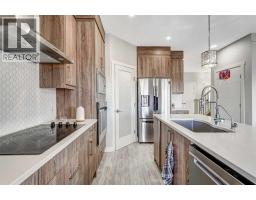 5pc Bathroom - 349 Corner Meadows Way Ne, Calgary, AB T3N1Y6 Photo 6
