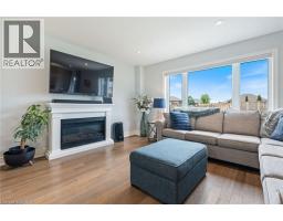 Living room - 207 Oak Street, Simcoe, ON N3Y0B5 Photo 11