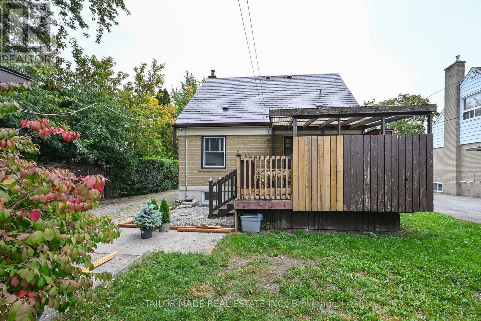 88 Mccaul Street — photo 22