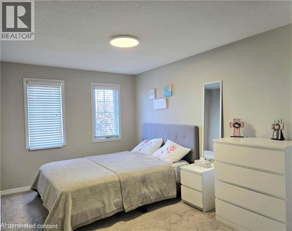 286 SOPHIA Crescent - Image 17