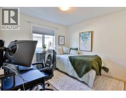 154 Lasalle Terrace W - photo 14