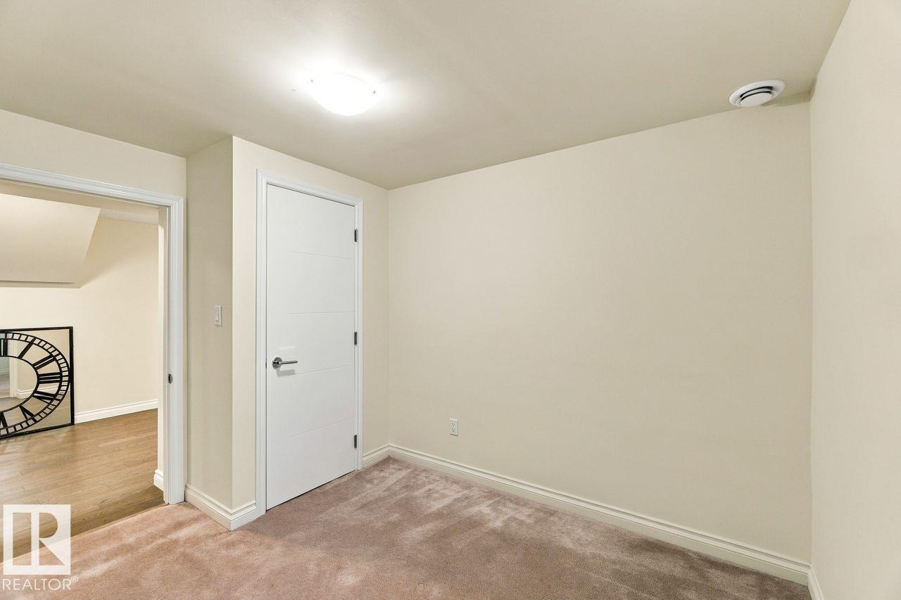 3807 36 AV NW - 37