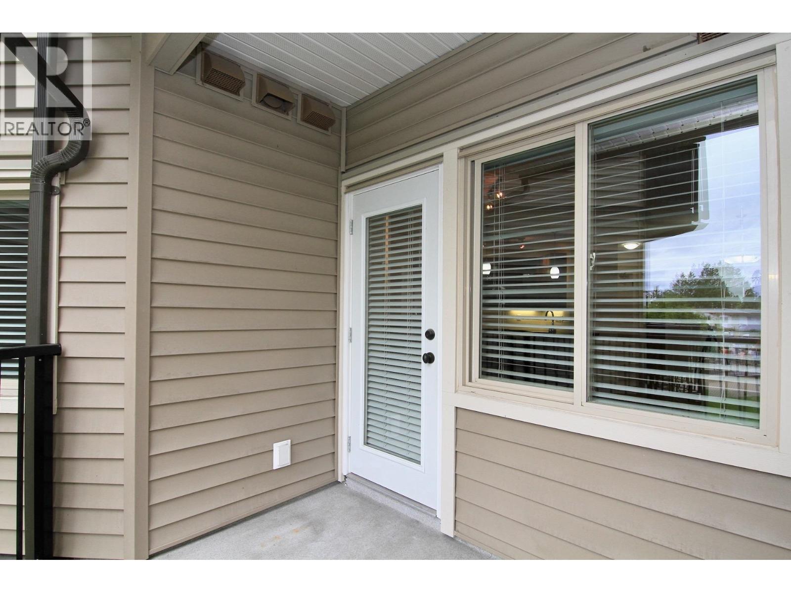 217 11935 BURNETT STREET, Maple Ridge - Image 1