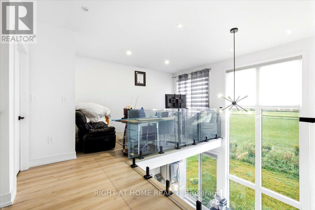 3717 QUAYSIDE DRIVE - 26