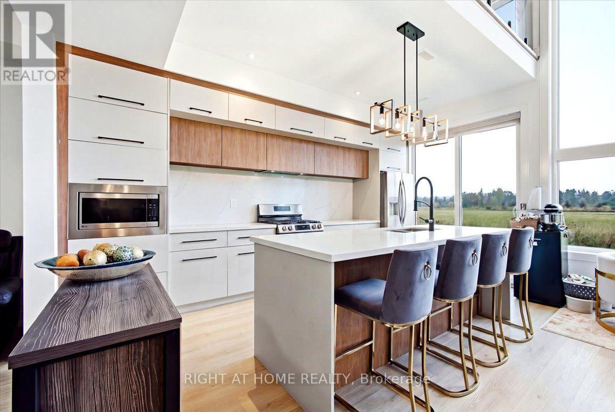3717 QUAYSIDE DRIVE - 5