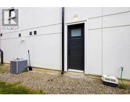 3717 Quayside Drive, Severn, ON L3V8M9 Photo 36